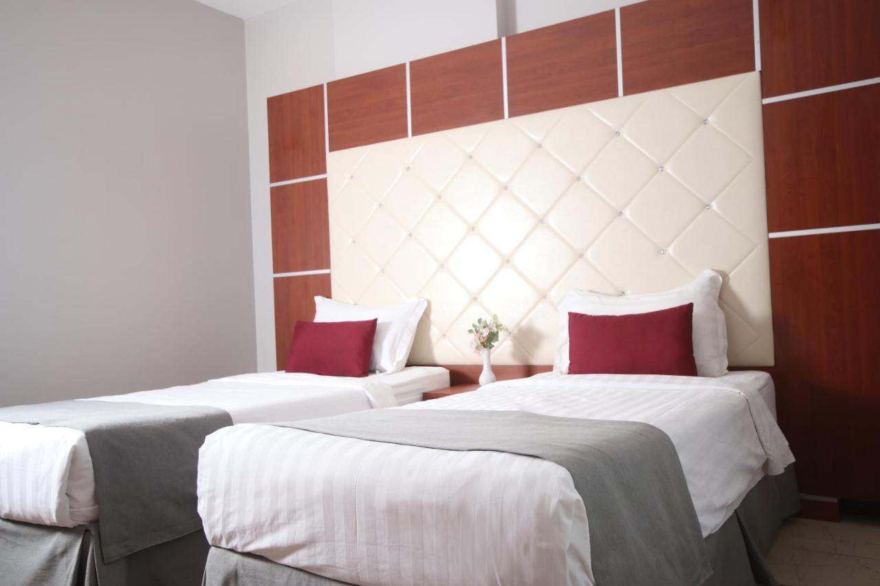 Tobal Al Zahra Hotel Apartments Dzsidda Kültér fotó