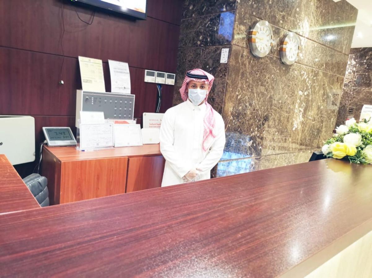 Tobal Al Zahra Hotel Apartments Dzsidda Kültér fotó
